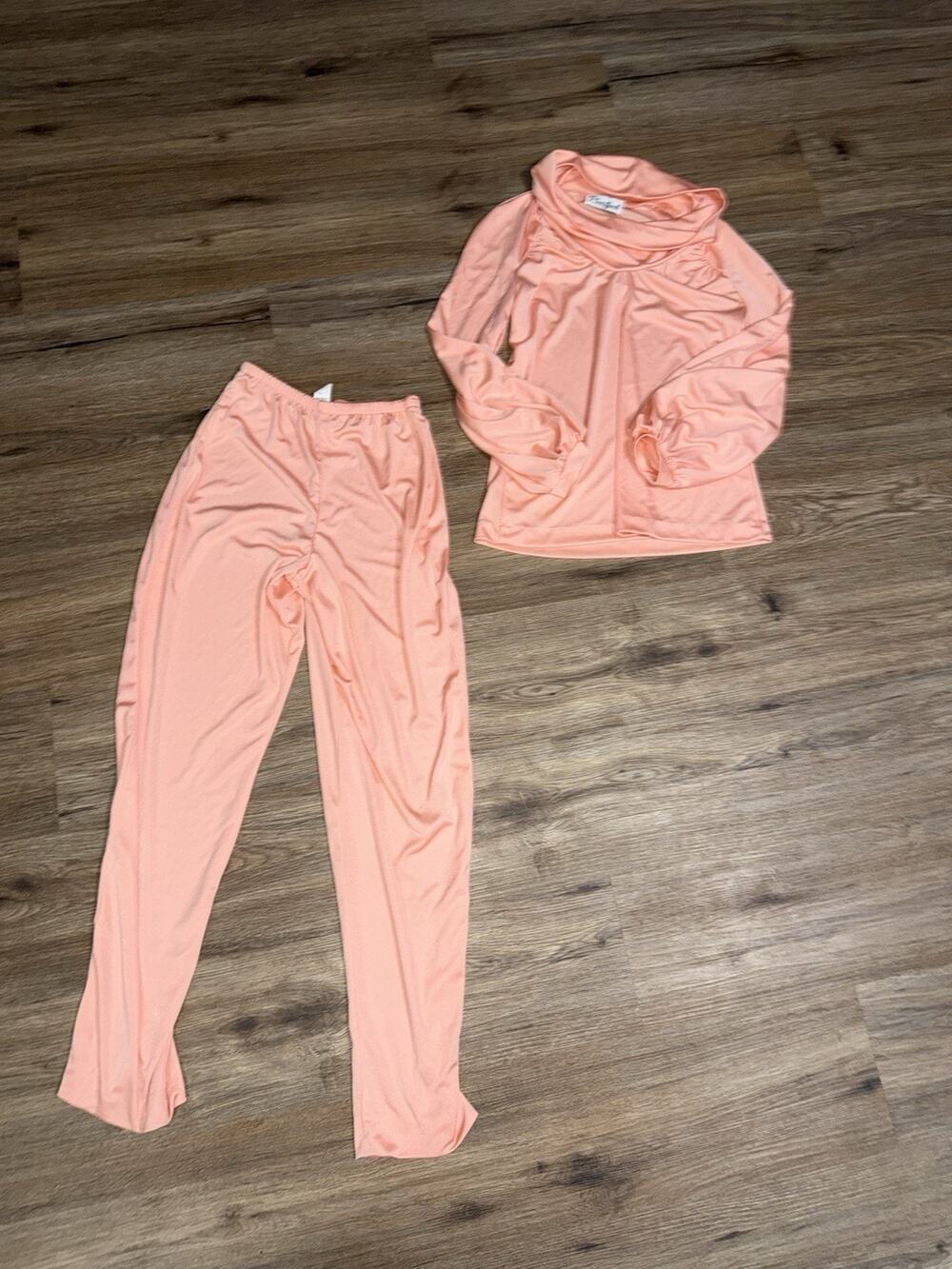 Vintage Plaza South Womens Peach Pant Set Cowl Neck Top Flare Leg 70s 80s Size 6